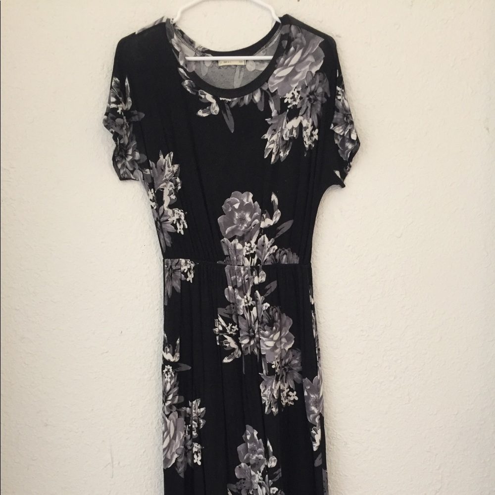 black & white midi dress